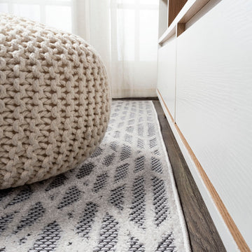 Ararat High-low Pile Moroccan Diamond Modern Indoor/outdoor Area Rug